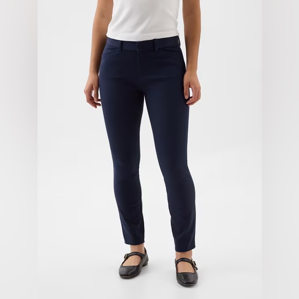 Navy Blue Slim Fit Pants NWOT, Gap size 10